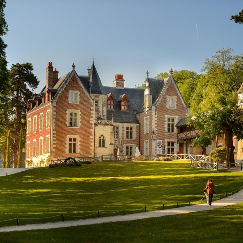 CHÂTEAU DU CLOS LUCE - PARC LEONARD DE VINCI
