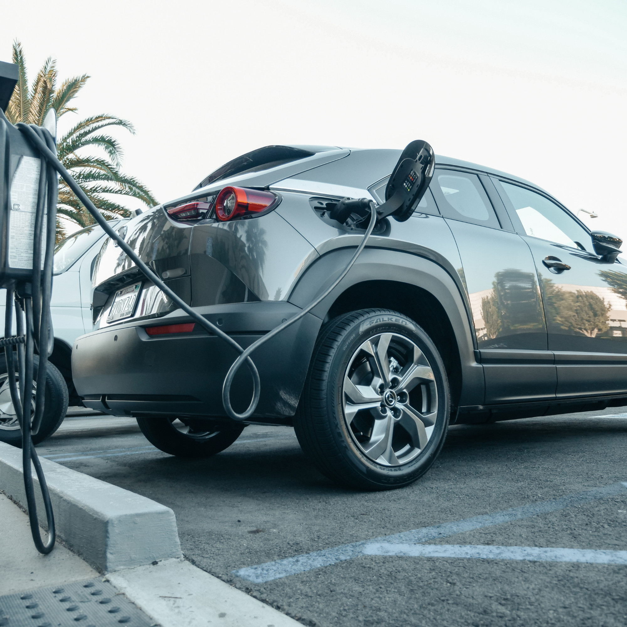 Bénéficiez d’une aide à l’achat d’une voiture électrique enseignant