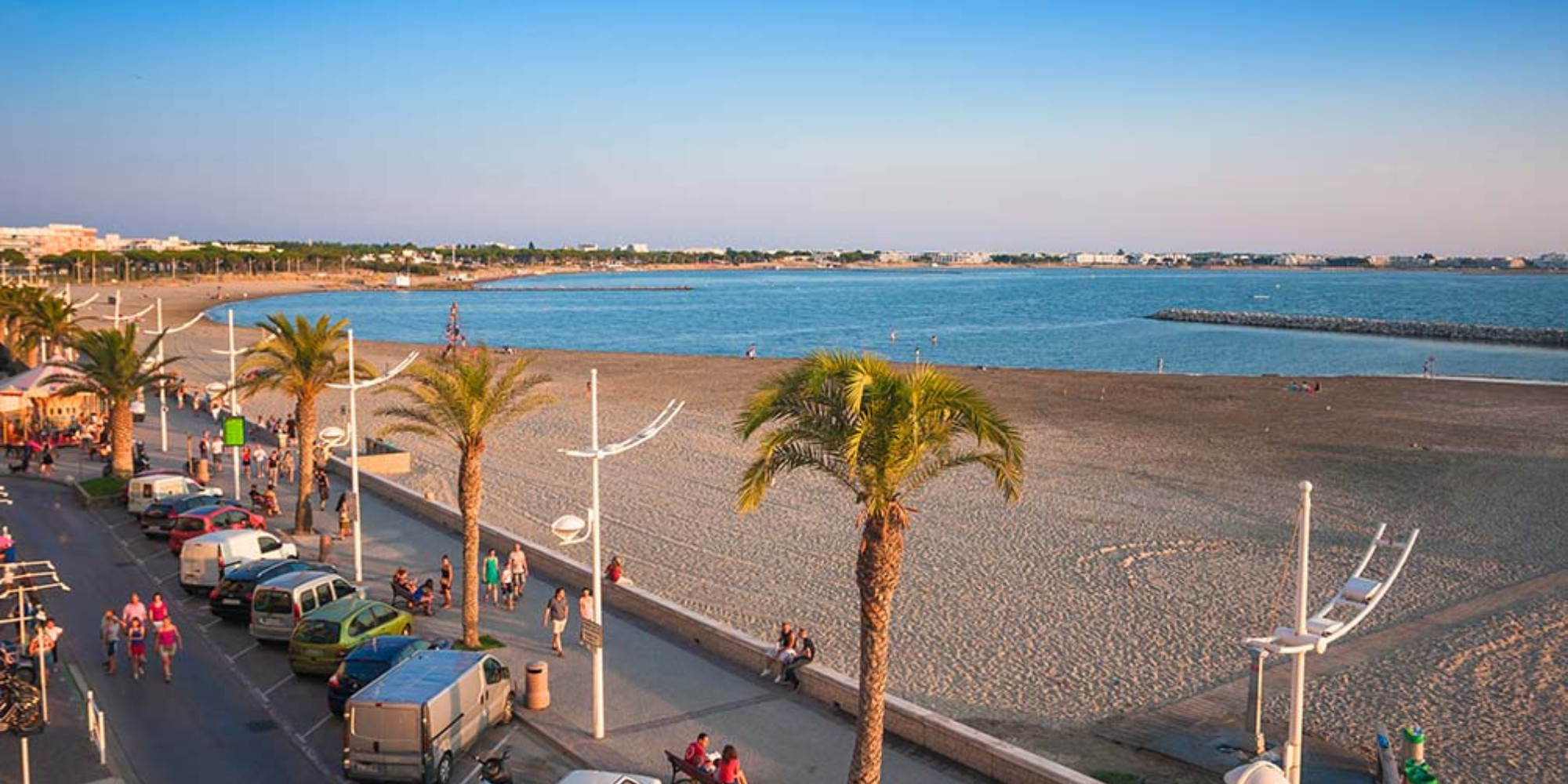Cap sur la Méditerranée en avril enseignant