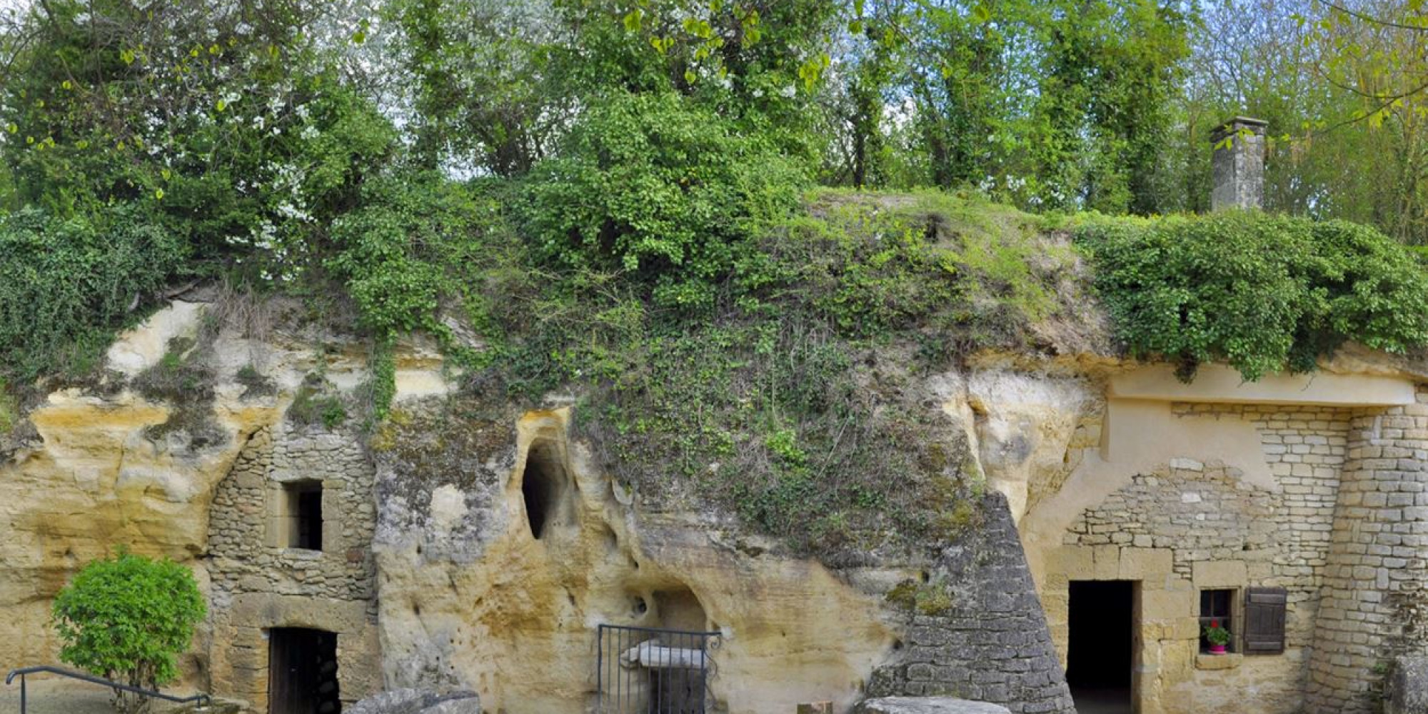 Rochemenier village troglodytique  enseignant