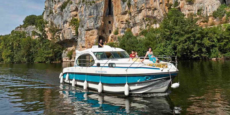 Location de bateaux habitables sans permis pour enseignants